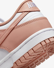 Carica l&#39;immagine nel visualizzatore di Gallery, NIKE DUNK LOW
