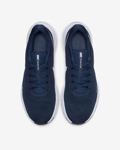 NIKE REVOLUTION 5