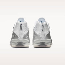 Cargar imagen en el visor de la galería, NIKE SHOX R4
