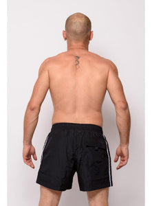 Beachshort boxer mare