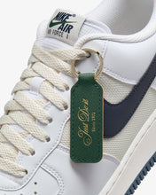 Carica l&#39;immagine nel visualizzatore di Gallery, NIKE AIR FORCE 1 &#39;07 NN
