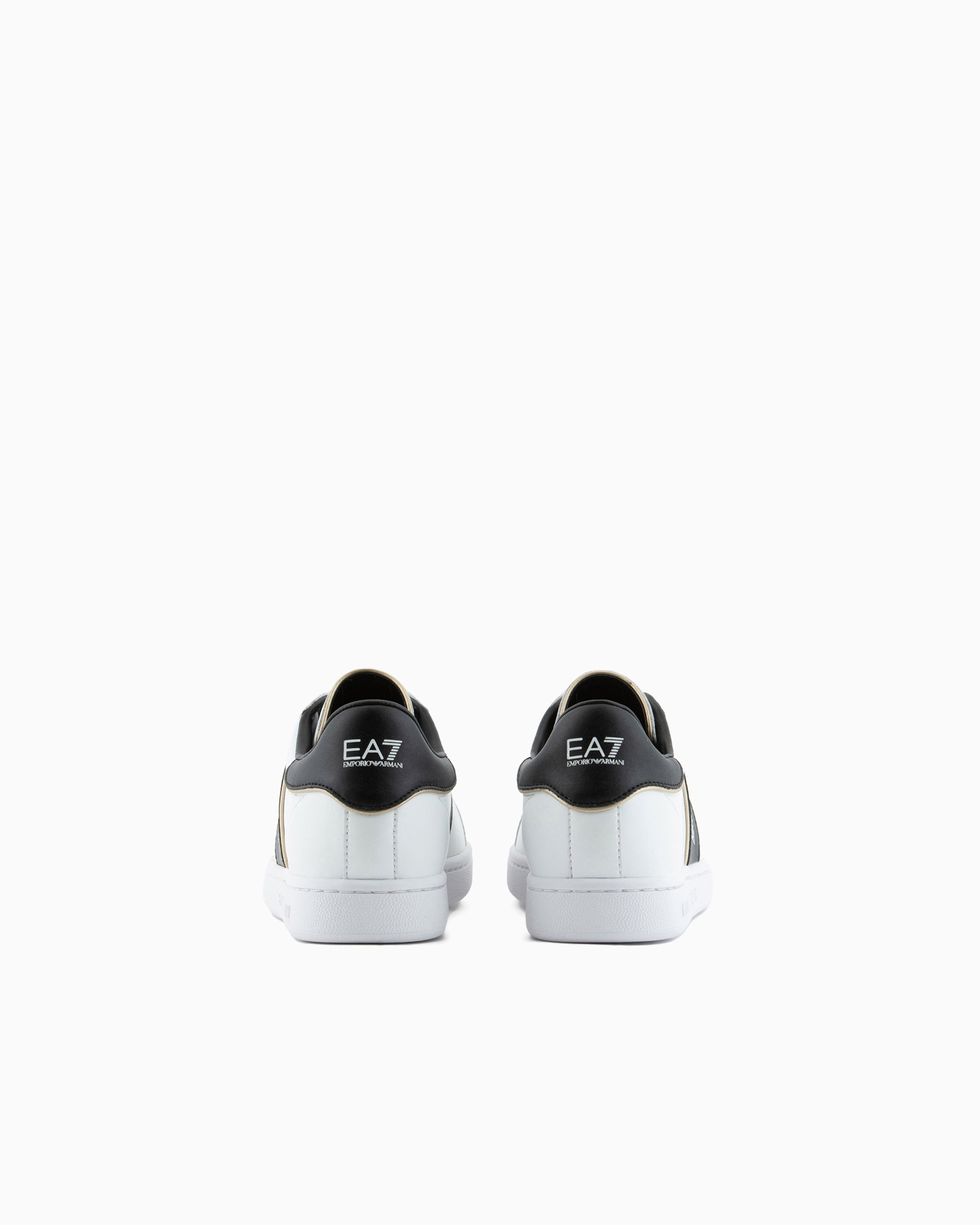 LEATHER SNEAKER