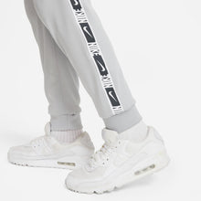 Cargar imagen en el visor de la galería, PANTALONE JUNIOR  NIKE
