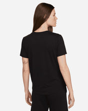 Carica l&#39;immagine nel visualizzatore di Gallery, T-SHIRT DONNA NIKE
