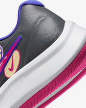 Load image into Gallery viewer, NIKE STAR RUNNER 3 SE (GS)
