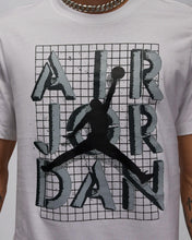 Laden Sie das Bild in den Galerie-Viewer, T-SHIRT UOMO JORDAN
