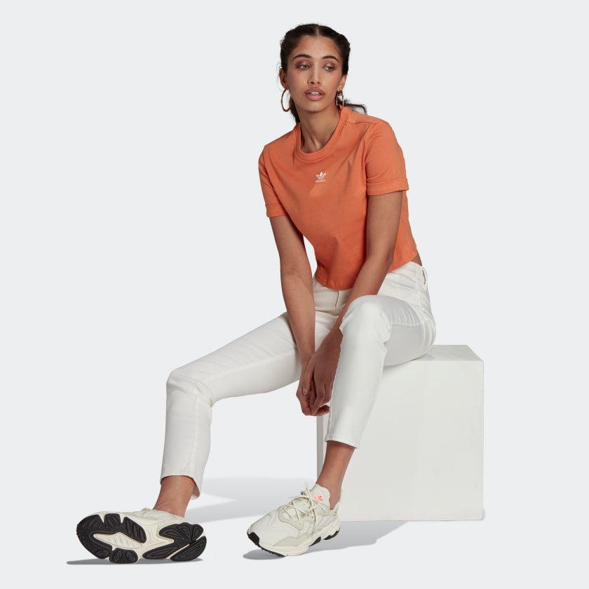 WOMEN'S SHORT SLEEVE T-SHIRT