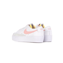 Laden Sie das Bild in den Galerie-Viewer, NIKE BLAZER LOW
