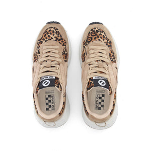 CARTER RUNNER W