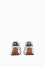 Carica l&#39;immagine nel visualizzatore di Gallery, SCARPE EA7 UNISEX
