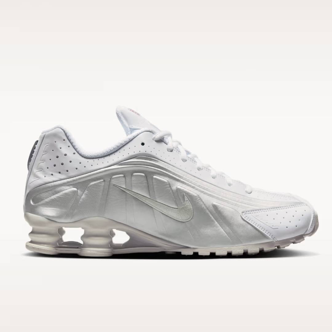 NIKE SHOX R4