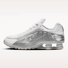 Cargar imagen en el visor de la galería, NIKE SHOX R4
