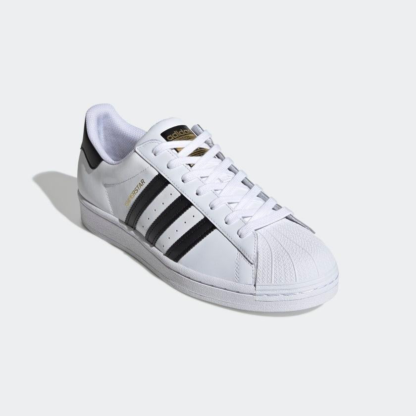 SUPERSTAR 