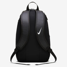 Carica l&#39;immagine nel visualizzatore di Gallery, nike accademy team backpack
