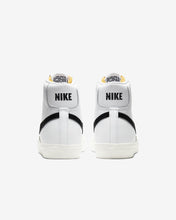 Carica l&#39;immagine nel visualizzatore di Gallery, NIKE BLAZER MID
