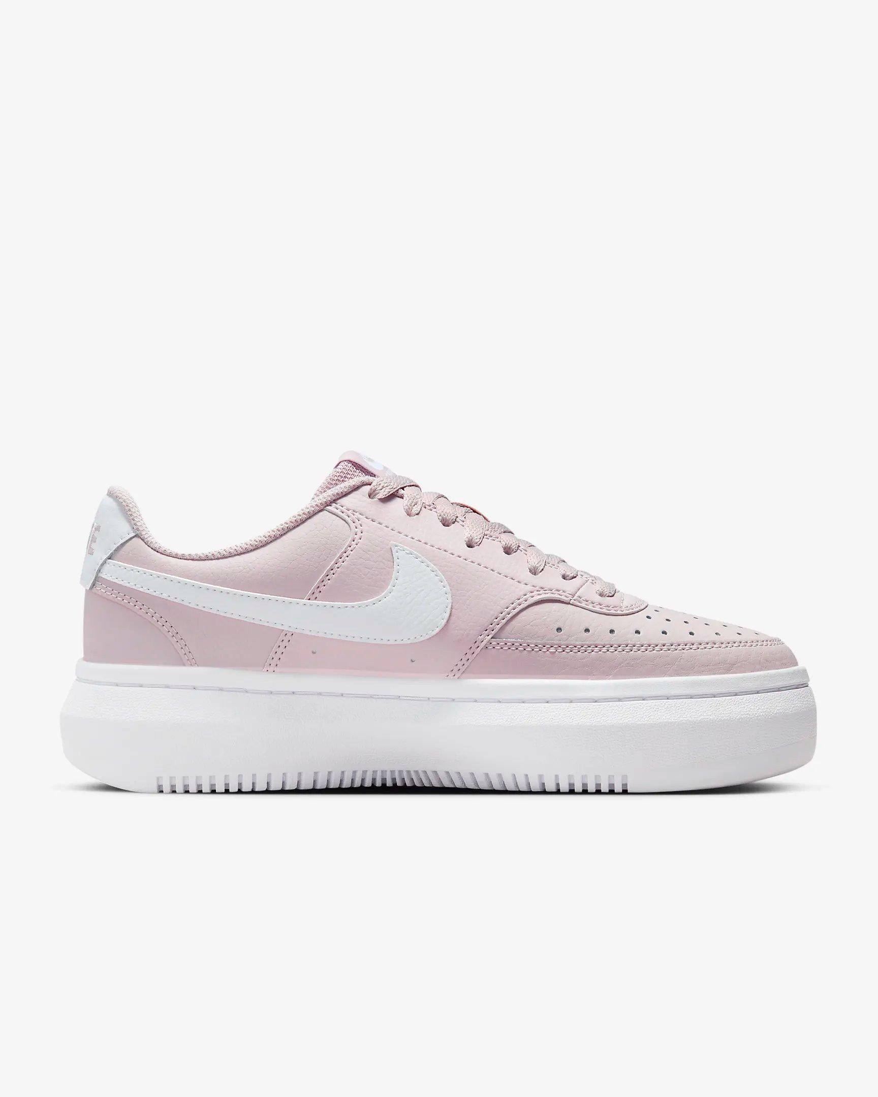 W NIKE COURT VISION ALTA LTR