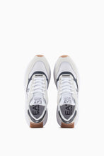 Carica l&#39;immagine nel visualizzatore di Gallery, SCARPE EA7 UNISEX
