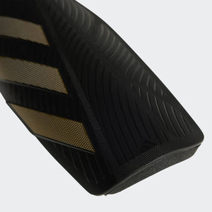 PARASTINCO ADIDAS