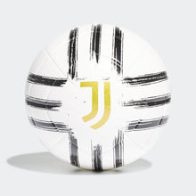 Carica l'immagine nel visualizzatore di Gallery, juve clb
